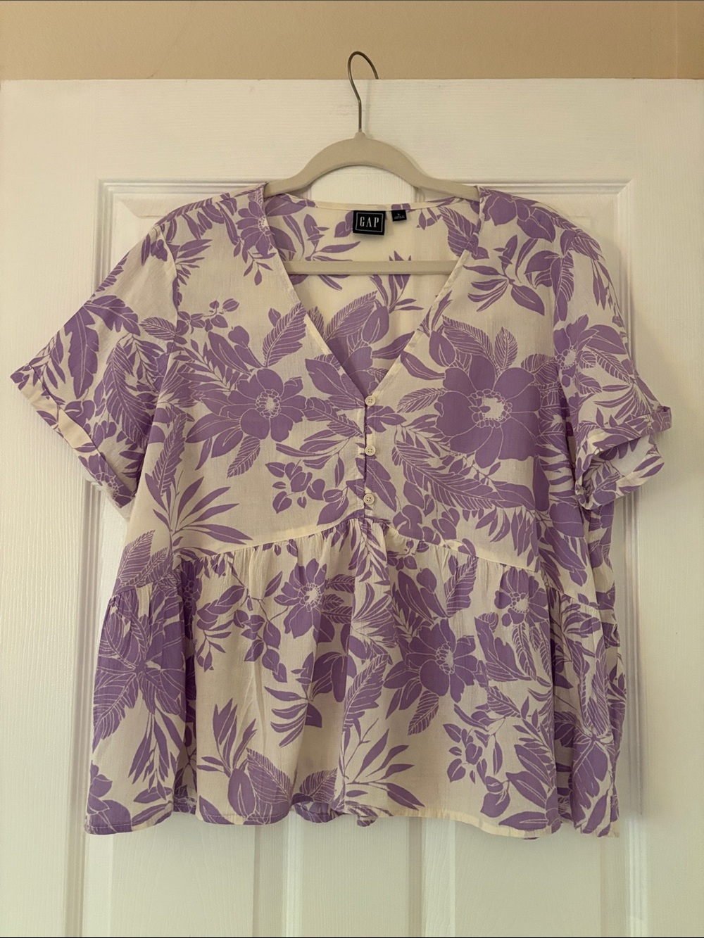GAP Cream and Lavender Floral V-Neck Tiered Blouse